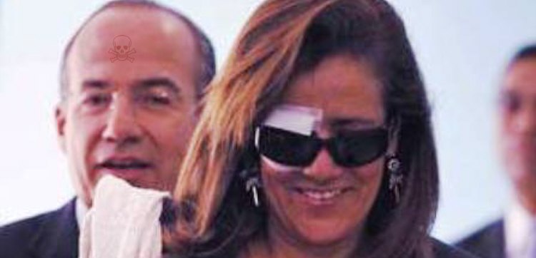 Ignorada por los mexicanos, la esposa de Felipe Calderón finalmente renuncia a su candidatura presidencial