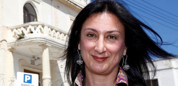 Asesinan a periodista que encabezó investigación de los Panama Papers en Malta; recibió amenazas del gobierno